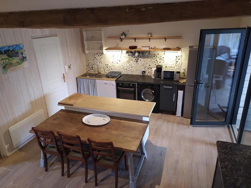 Ferienwohnung Tante Pim Neuilly-sur-Eure Exterior foto