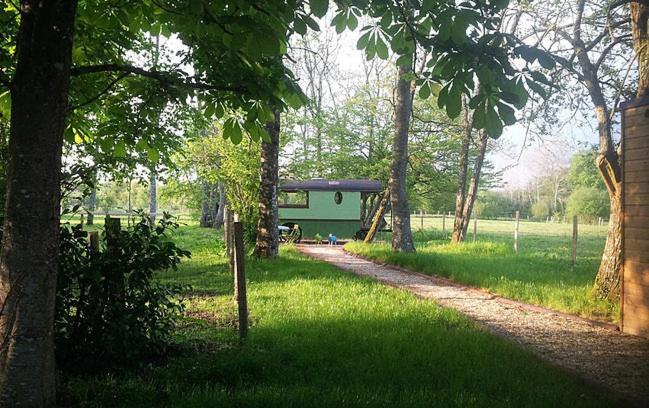 Ferienwohnung Tante Pim Neuilly-sur-Eure Exterior foto
